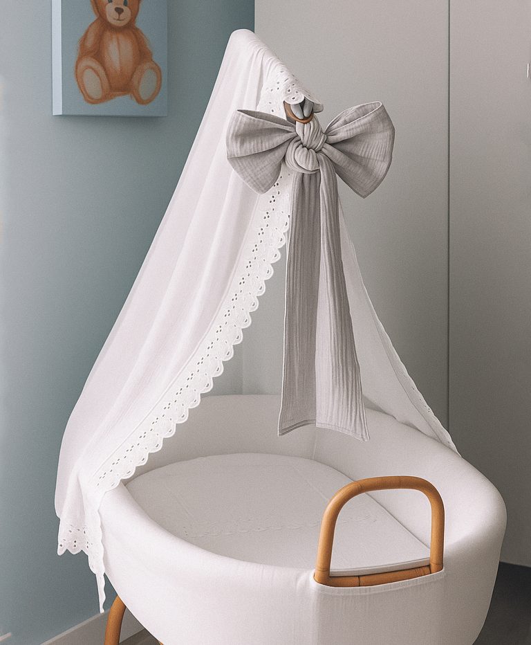 Vestiduras moisés Lucas - Imagen 1