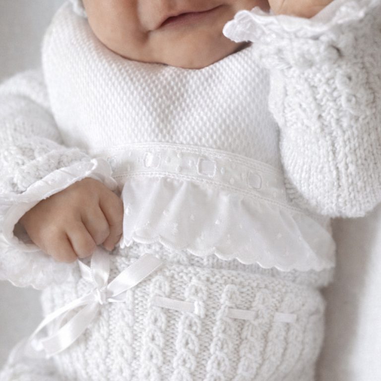 Babero atar Inés blanco - Imagen 1